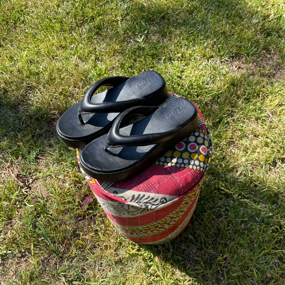 asos black platform flip flops